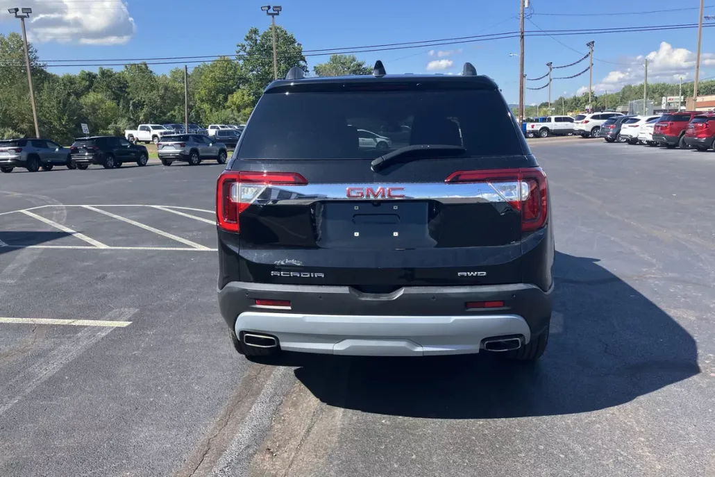 2023 Gmc Acadia SLE photo 1