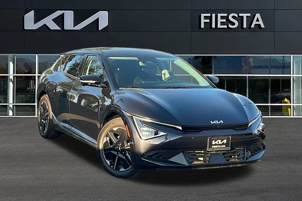 2025 Kia EV6 Light Wind photo 1