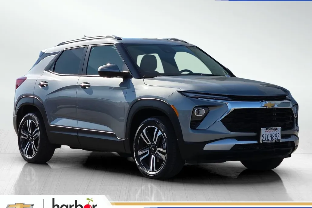 2024 Chevrolet Trailblazer LT photo 1