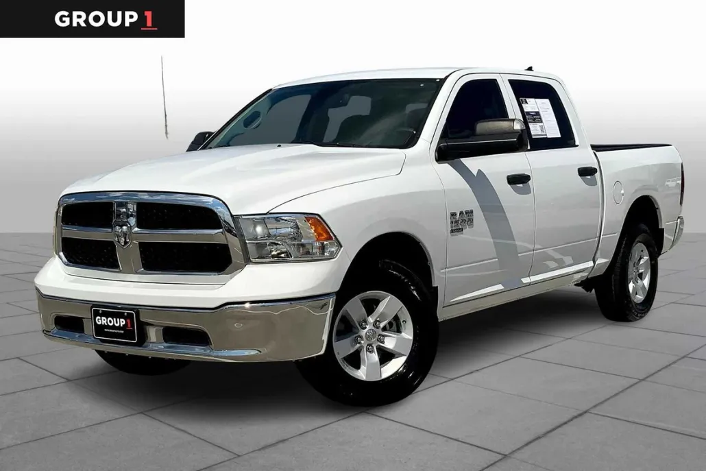 2023 Ram 1500 Classic SLT photo 1