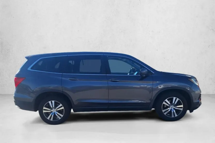 2017 Honda Pilot EX-L photo 1