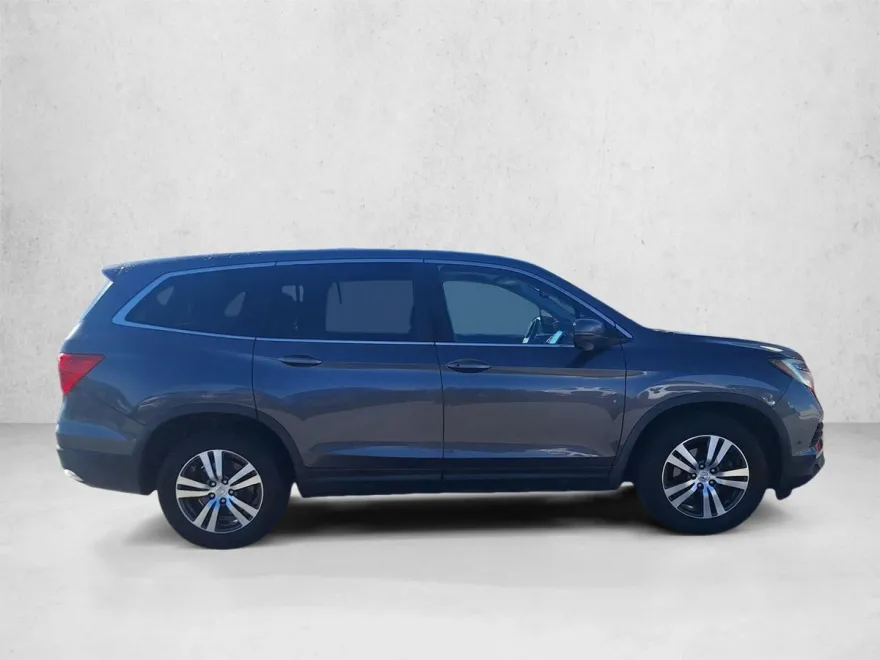 2017 Honda Pilot EX-L photo 1