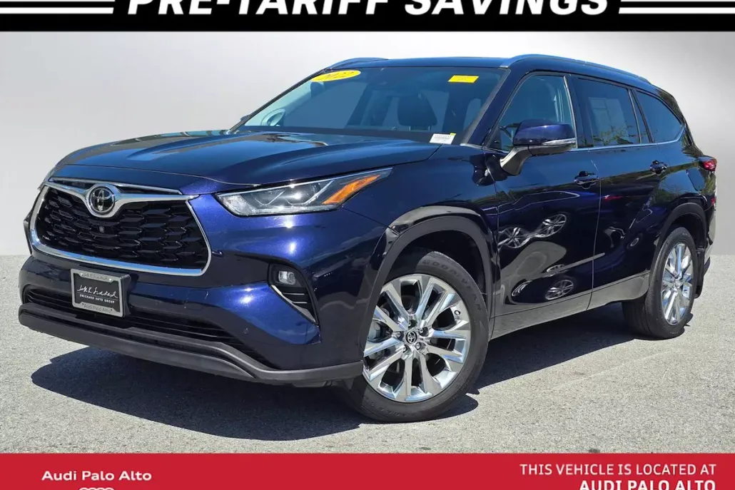 2022 Toyota Highlander Limited photo 1