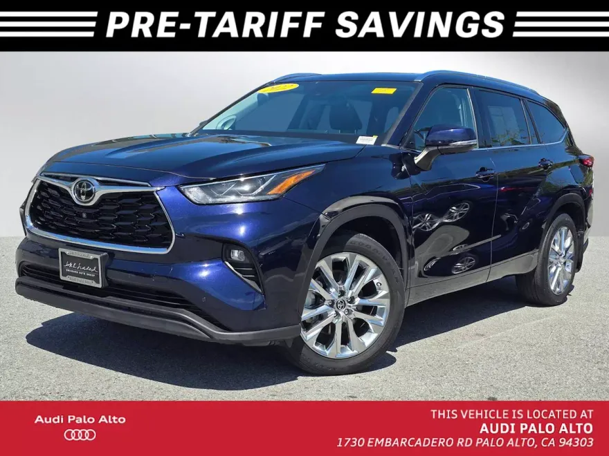 2022 Toyota Highlander Limited photo 1