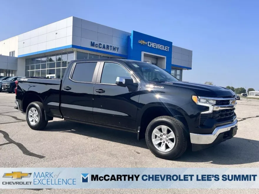 2025 Chevrolet Silverado 1500 LT photo 1