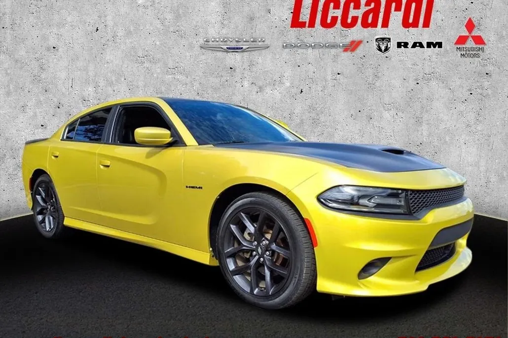 2021 Dodge Charger R/T photo 1