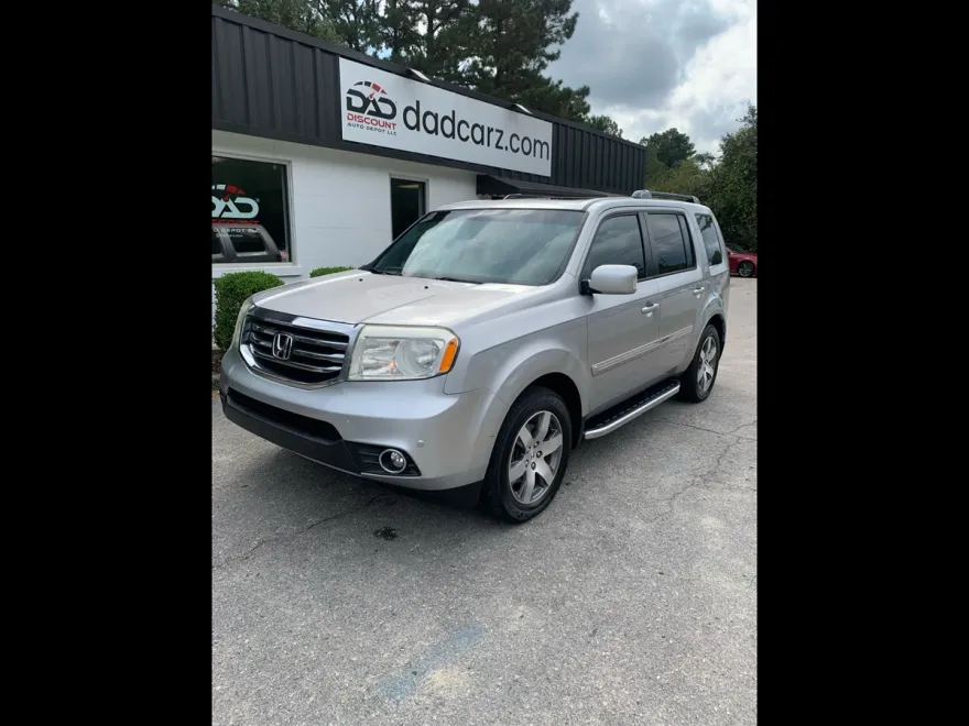 2015 Honda Pilot Touring photo 1