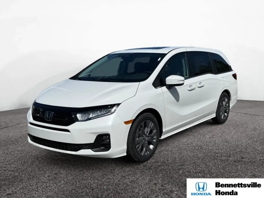 2026 Honda Odyssey Touring photo 1