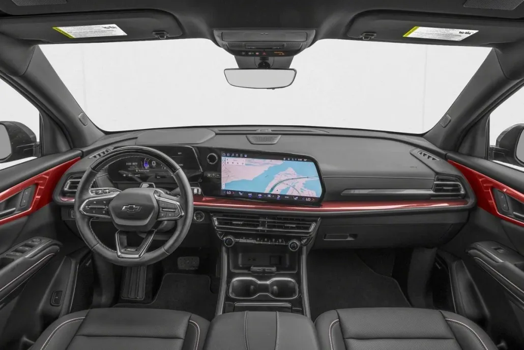 2026 Chevrolet Traverse Z71 photo 1