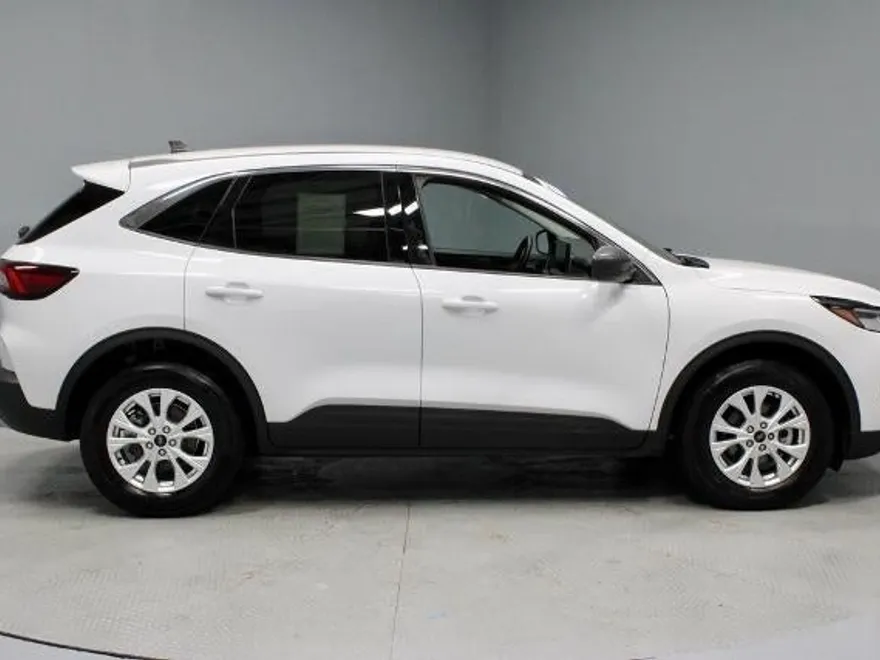 2024 Ford Escape Active photo 1