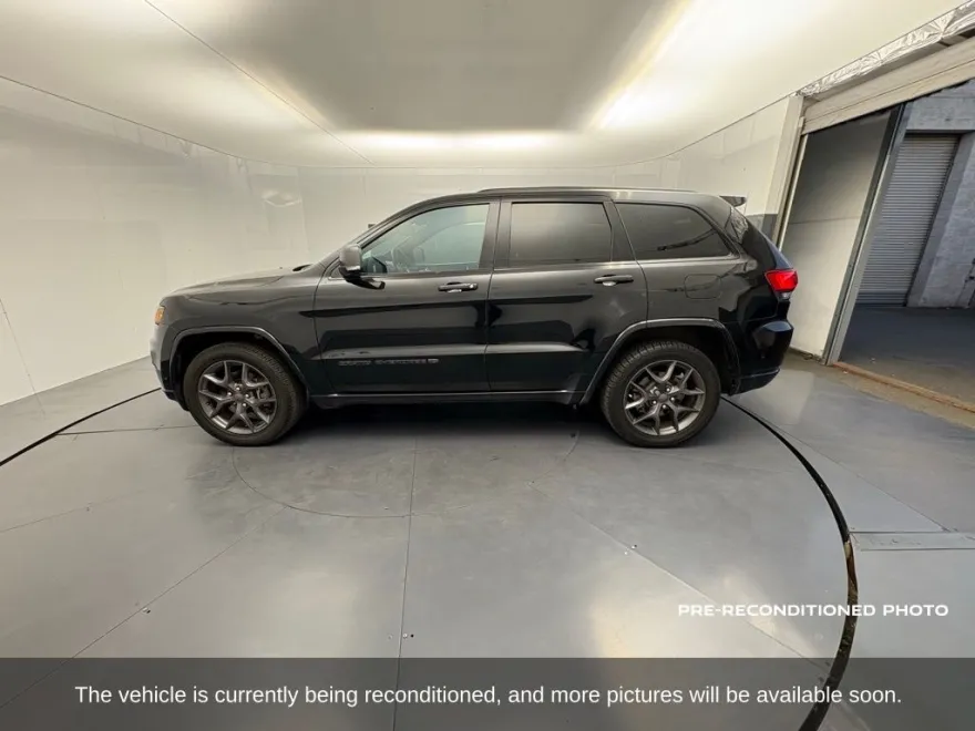 2021 Jeep Grand Cherokee Limited Anniversary Edition photo 1