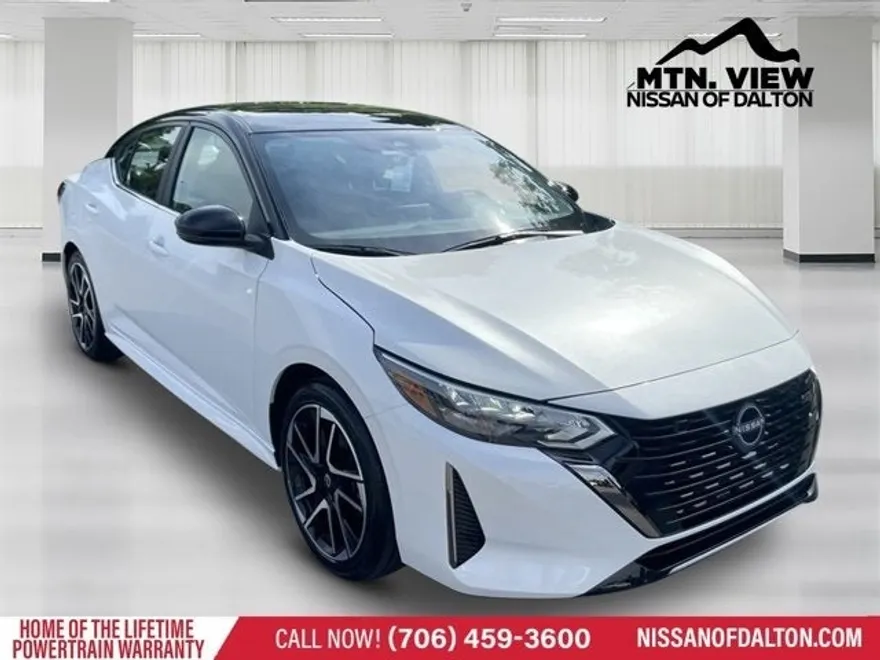 2025 Nissan Sentra SR photo 1