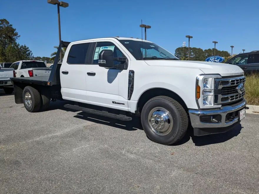 2024 Ford F-350 XL photo 1