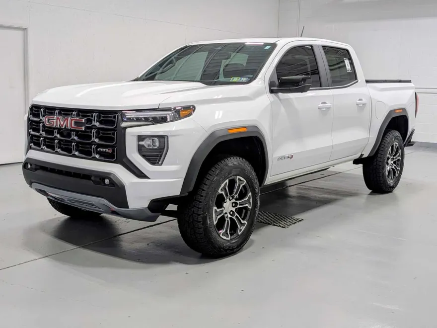 2024 Gmc Canyon AT4 photo 1