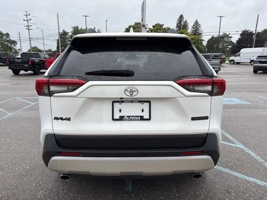 2024 Toyota RAV4 Adventure photo 1