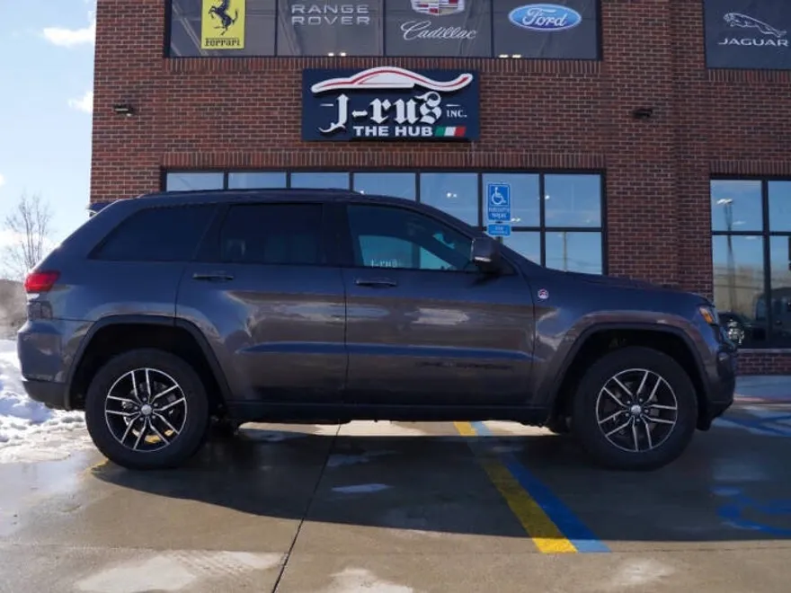 2018 Jeep Grand Cherokee Trailhawk photo 1