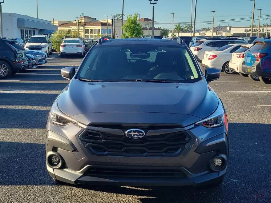 2025 Subaru Crosstrek Limited photo 1