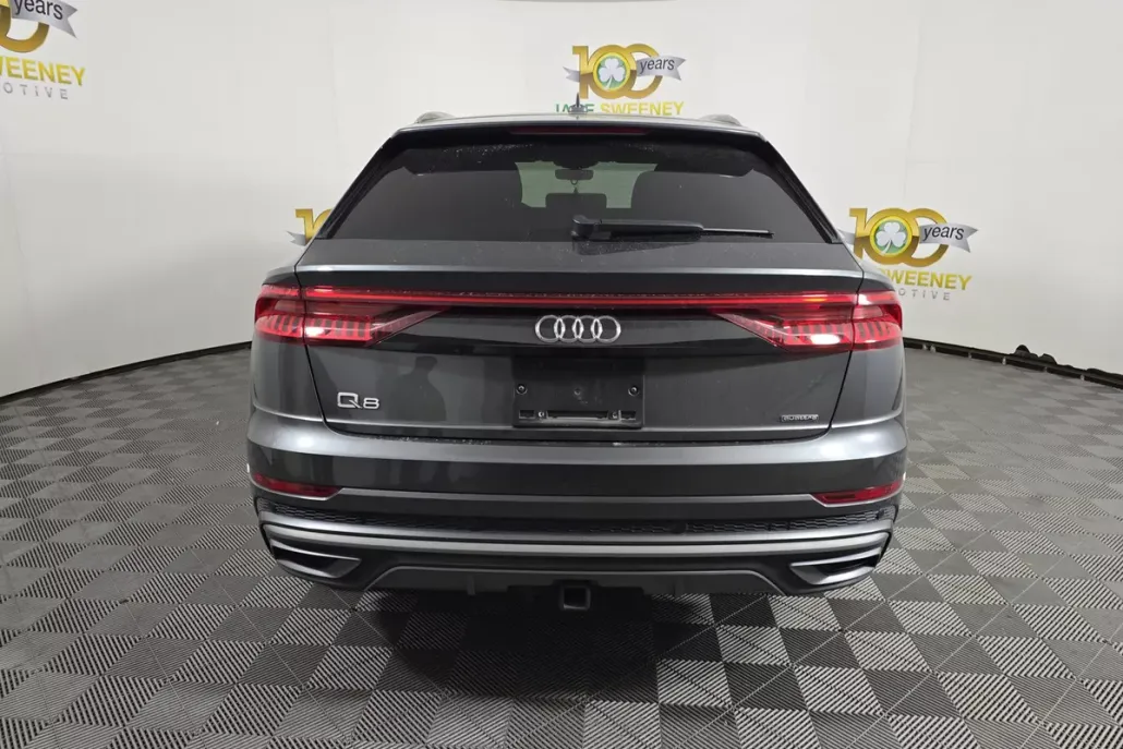 2021 Audi Q8 Premium Plus 55 photo 1