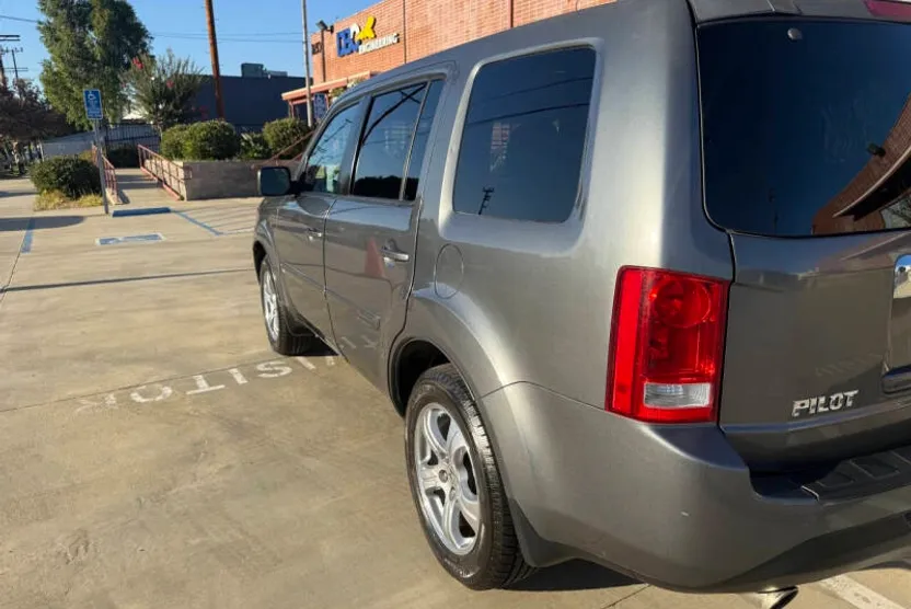 2012 Honda Pilot EX photo 1