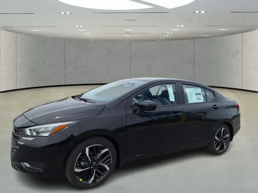 2025 Nissan Versa SR photo 1