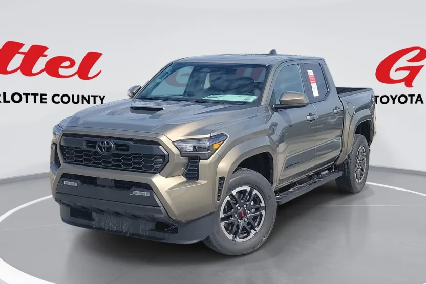 2025 Toyota Tacoma TRD Sport Double Cab photo 1