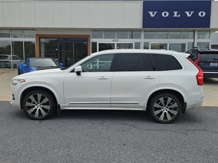 2024 Volvo XC90 Ultimate photo 1