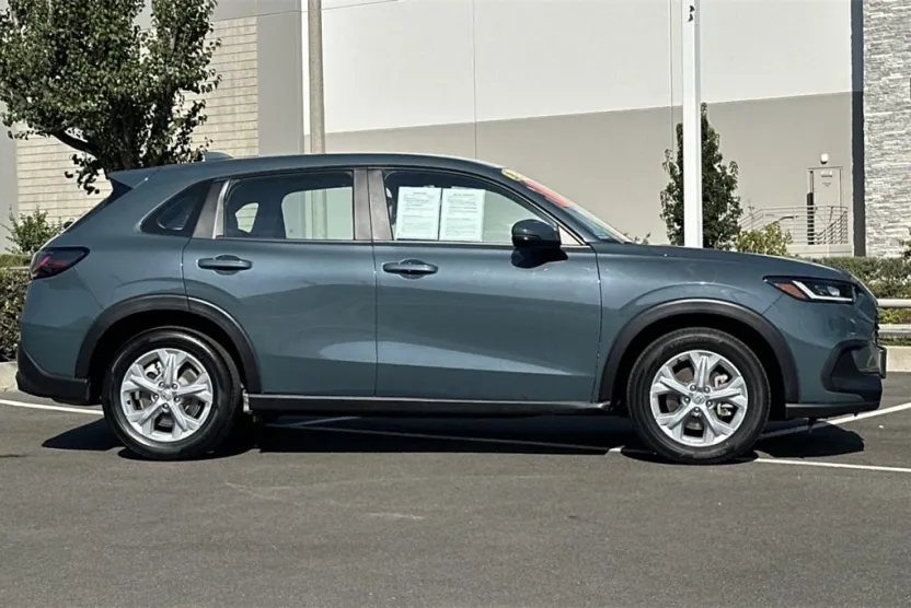 2024 Honda HR-V LX photo 1