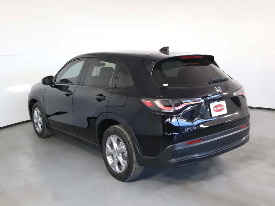 2025 Honda HR-V LX photo 1