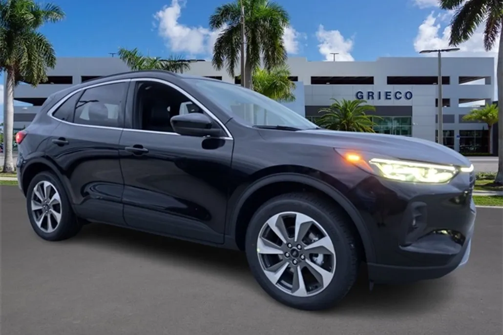 2025 Ford Escape Platinum photo 1