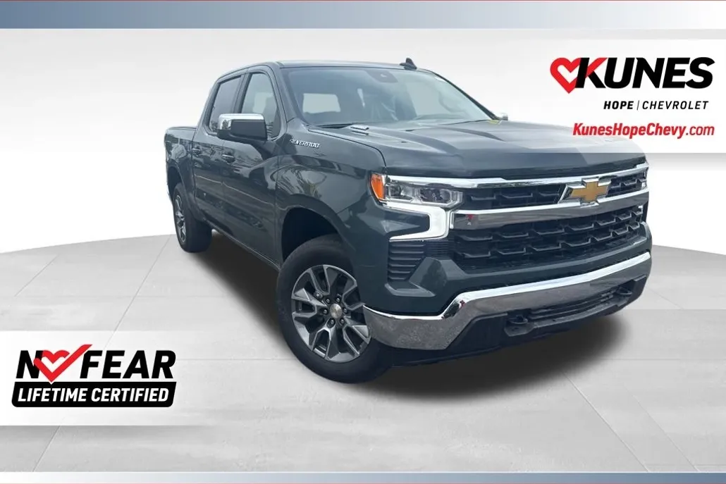 2026 Chevrolet Silverado 1500 LT photo 1