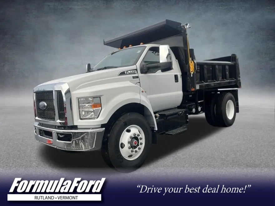 2025 Ford F-650 SuperCab photo 1
