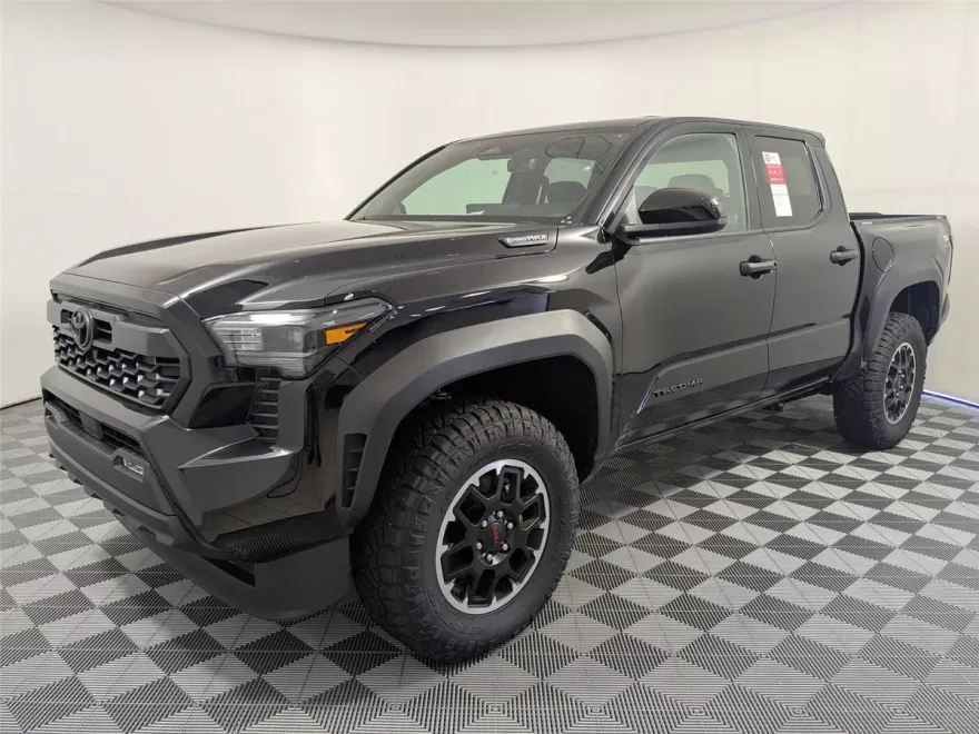 2025 Toyota Tacoma TRD photo 1