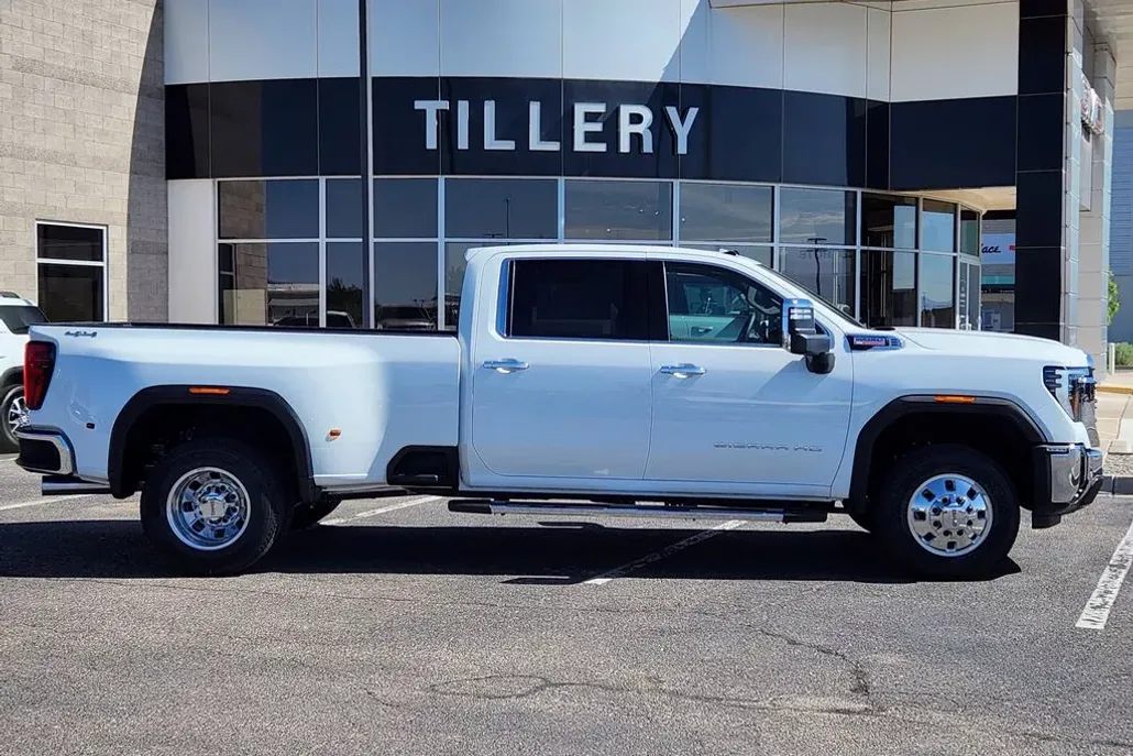 2025 Gmc Sierra 3500 HD SLT photo 1