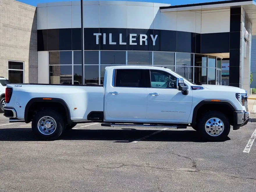 2025 Gmc Sierra 3500 HD SLT photo 1