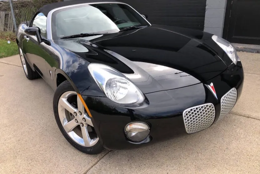 2007 Pontiac Solstice photo 1