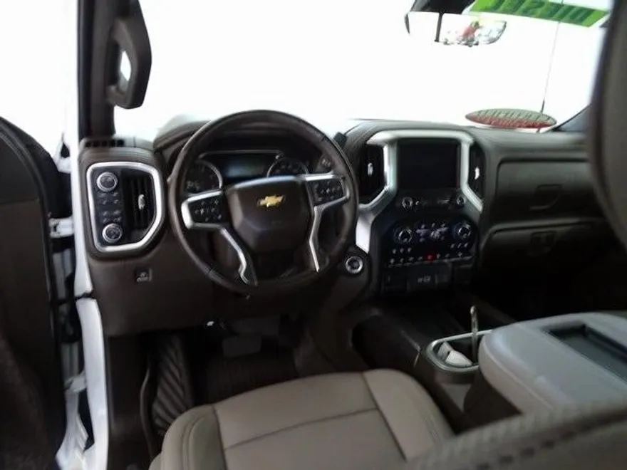 2022 Chevrolet Silverado 2500HD LTZ photo 1