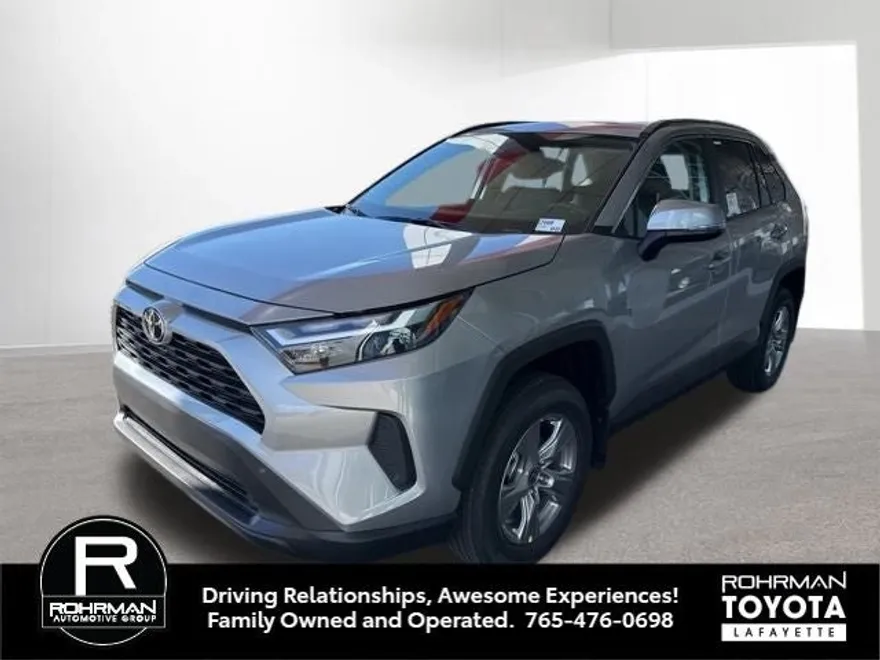 2025 Toyota RAV4 XLE photo 1