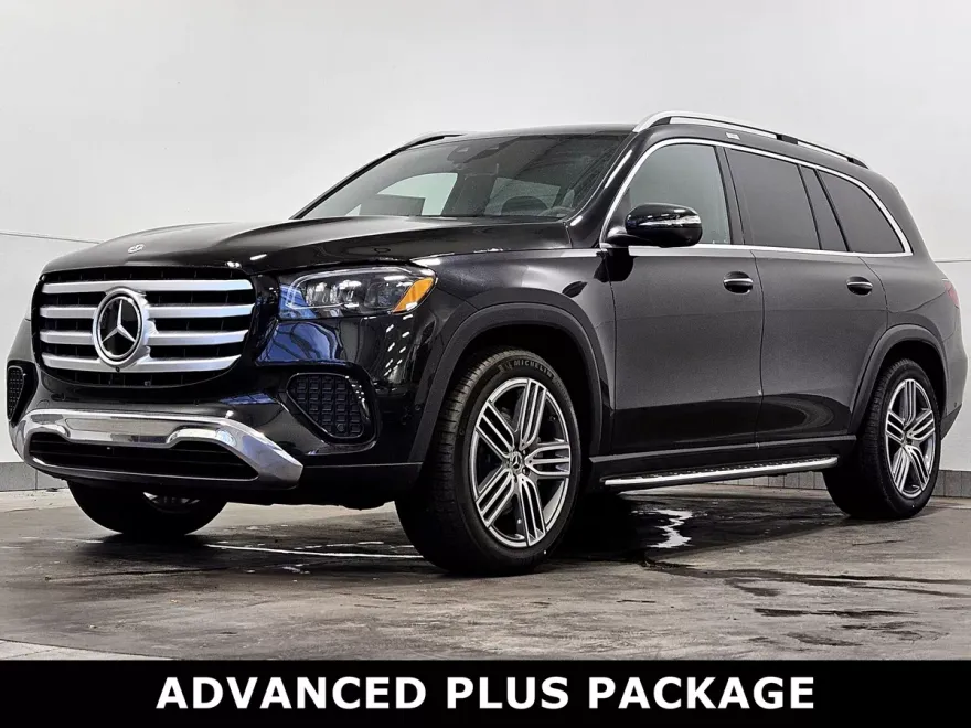 2025 Mercedes Benz GLS 450 4MATIC photo 1