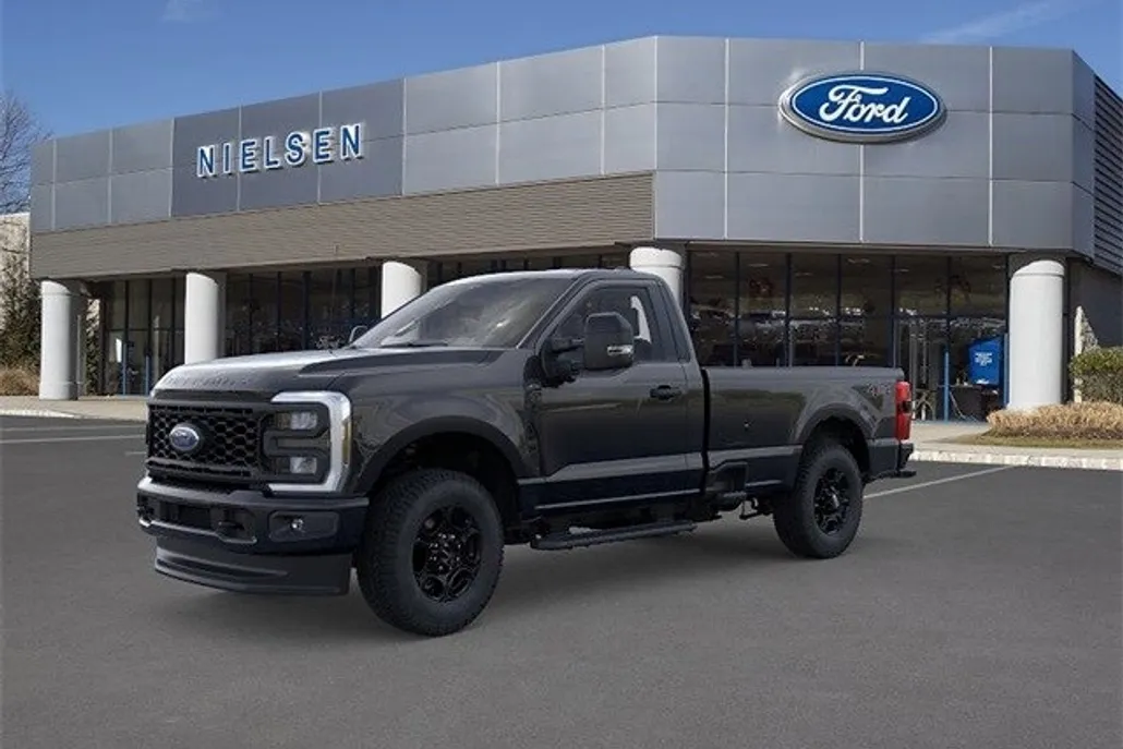 2025 Ford F-350 XL photo 1