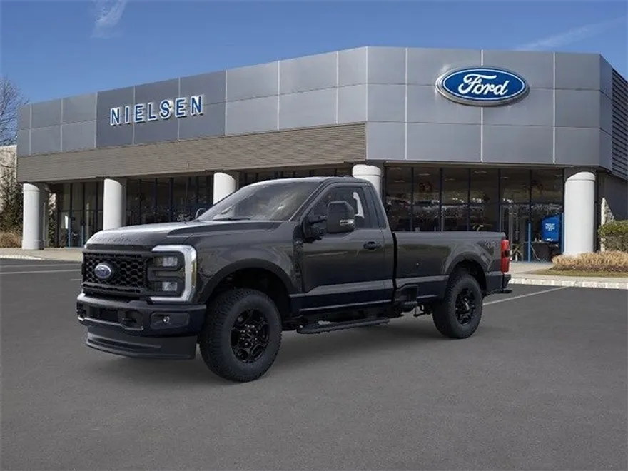 2025 Ford F-350 XL photo 1