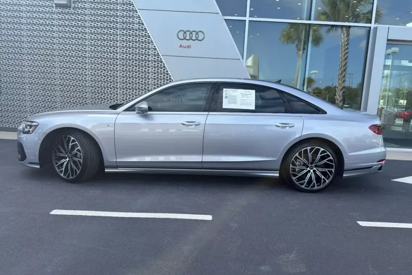2023 Audi A8 L 55 photo 1