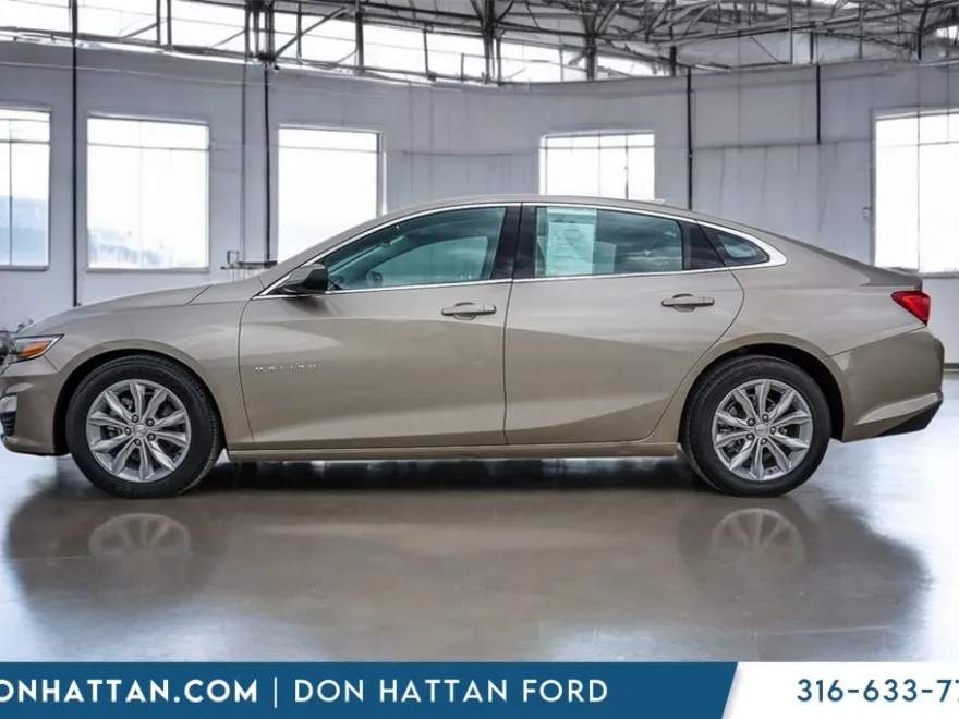 2023 Chevrolet Malibu 1LT photo 1
