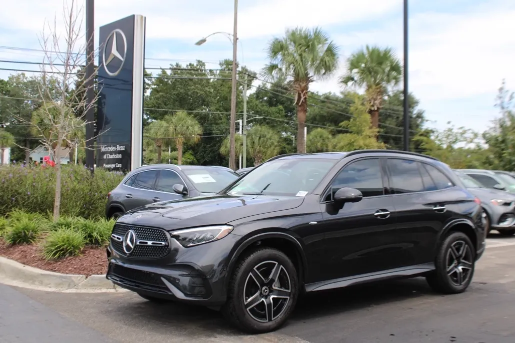 2025 Mercedes Benz GLC 350e 4MATIC photo 1