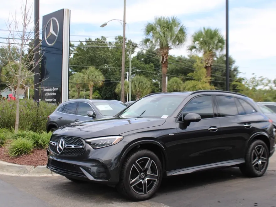 2025 Mercedes Benz GLC 350e 4MATIC photo 1