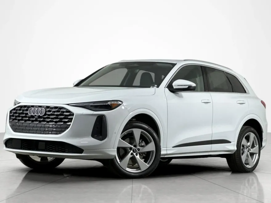 2025 Audi Q5 Premium Plus photo 1