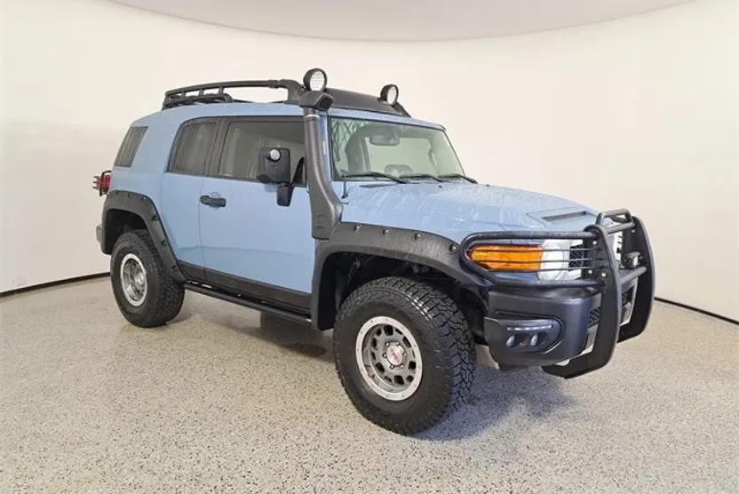 2014 Toyota FJ Cruiser Trail Teams Special Edition photo 1