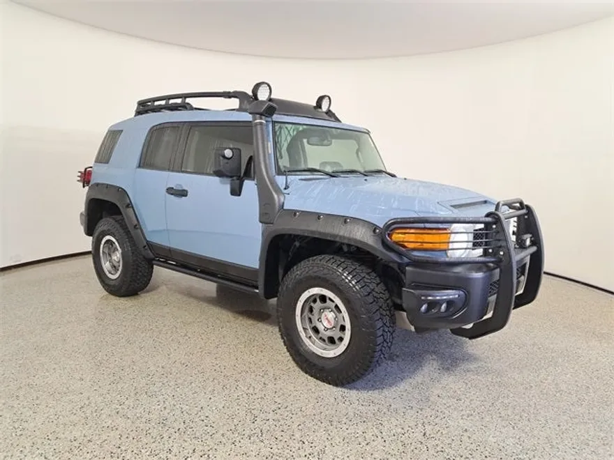 2014 Toyota FJ Cruiser Trail Teams Special Edition photo 1