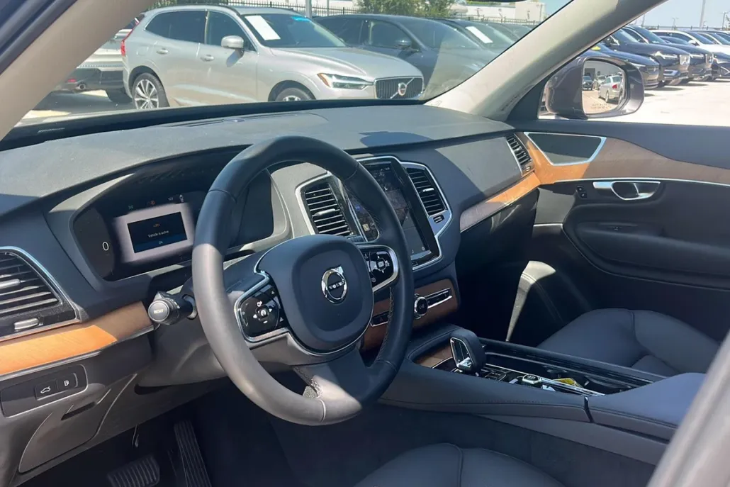 2024 Volvo XC90 Recharge Plus photo 1
