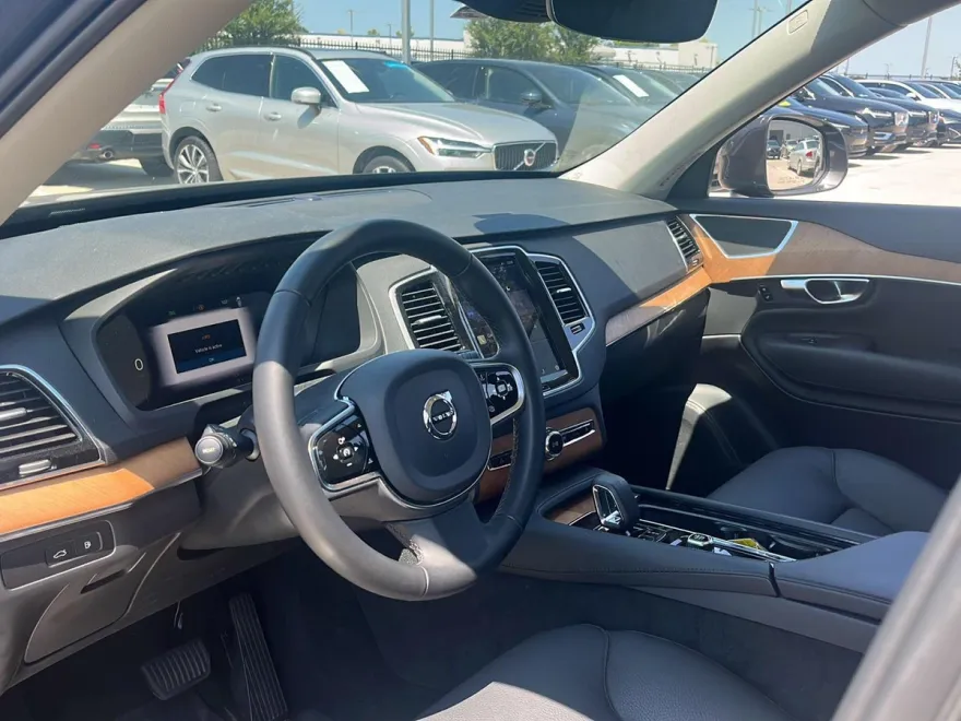 2024 Volvo XC90 Recharge Plus photo 1
