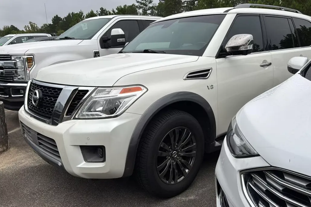 2018 Nissan Armada Platinum photo 1